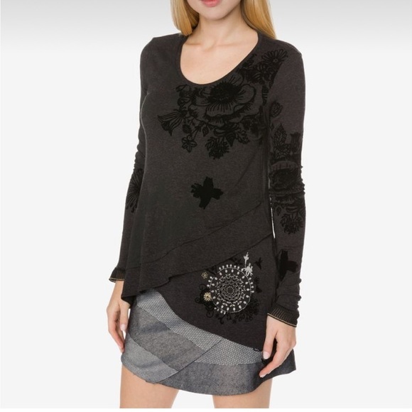 Desigual Edi Tiered Long Sleeve Top Pink Goth Dark - Picture 1 of 15